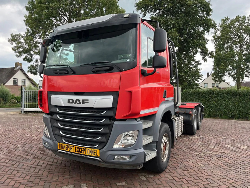 DAF CF 530 FAT intarder - Truk box: gambar 2 DAF CF 530 FAT intarder - Truk box: gambar 2