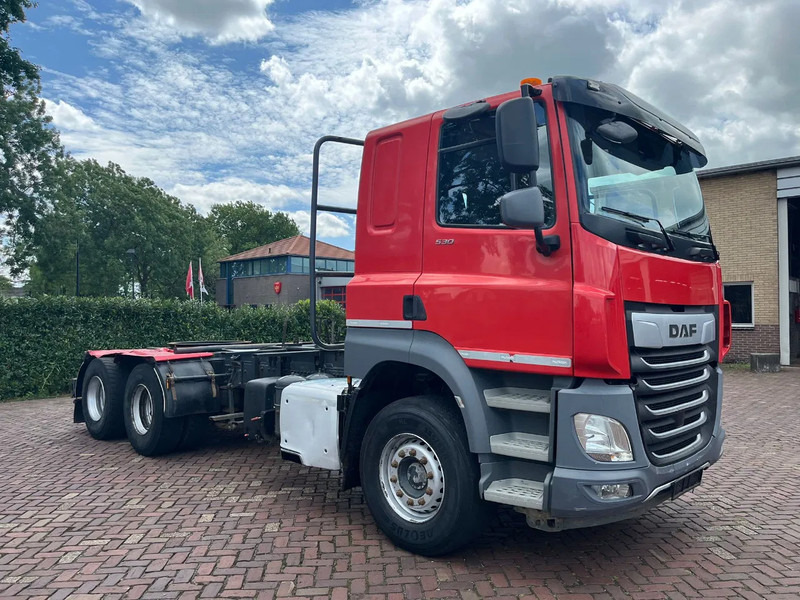 DAF CF 530 FAT intarder - Truk box: gambar 5 DAF CF 530 FAT intarder - Truk box: gambar 5