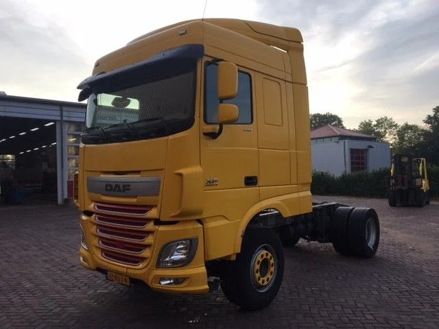 DAF Cabine XF Space Cab Euro 6 - Kabin untuk Truk: gambar 1 DAF Cabine XF Space Cab Euro 6 - Kabin untuk Truk: gambar 1