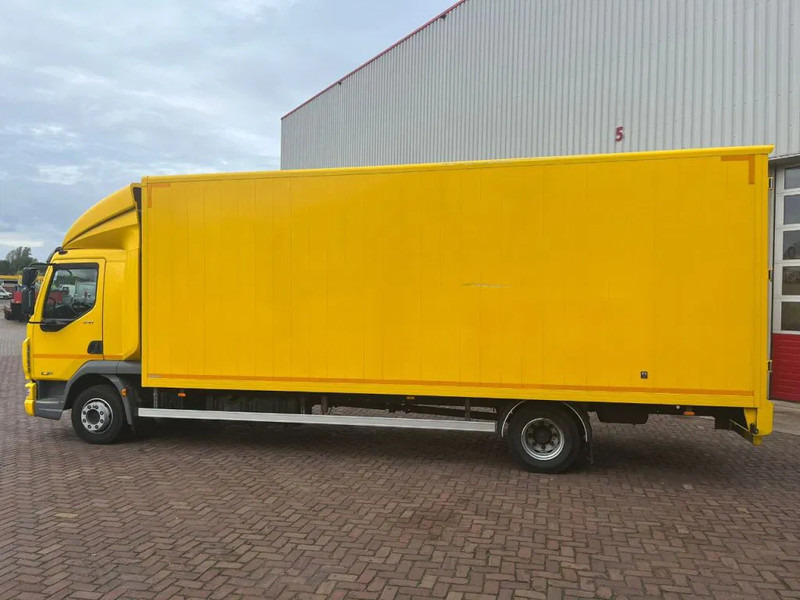 DAF LF 210 FA 12 TN - Truk box: gambar 4 DAF LF 210 FA 12 TN - Truk box: gambar 4