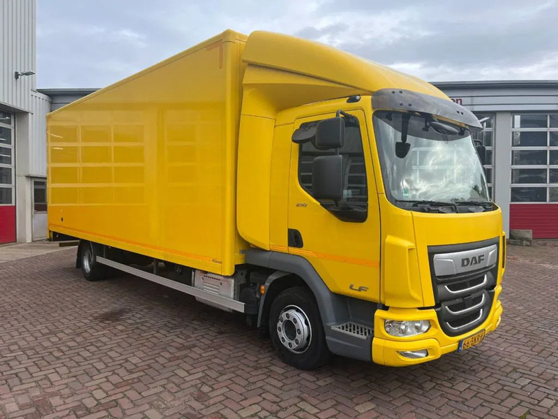 DAF LF 210 FA 12 TN - Truk box: gambar 1 DAF LF 210 FA 12 TN - Truk box: gambar 1