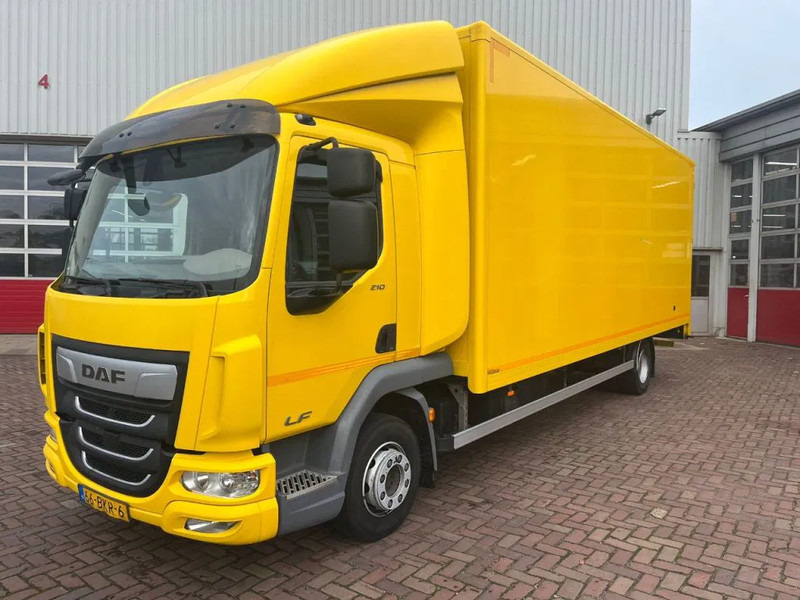 DAF LF 210 FA 12 TN - Truk box: gambar 3 DAF LF 210 FA 12 TN - Truk box: gambar 3