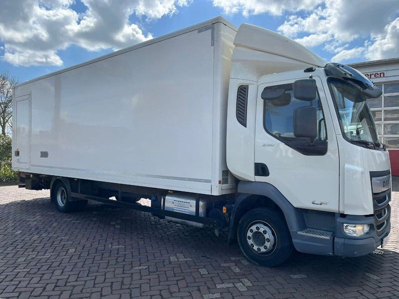 DAF LF 230 FA - Truk box: gambar 5 DAF LF 230 FA - Truk box: gambar 5