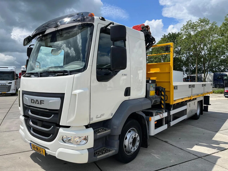 DAF LF 230 FA - Truk derek: gambar 1 DAF LF 230 FA - Truk derek: gambar 1