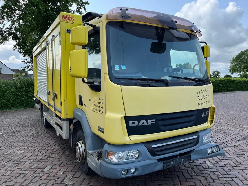 DAF LF 45 .180 - Truk box: gambar 3 DAF LF 45 .180 - Truk box: gambar 3