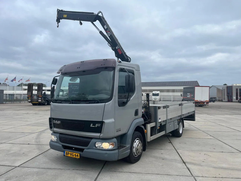 DAF LF 45 FA - Truk derek, Truk flatbed: gambar 1 DAF LF 45 FA - Truk derek, Truk flatbed: gambar 1