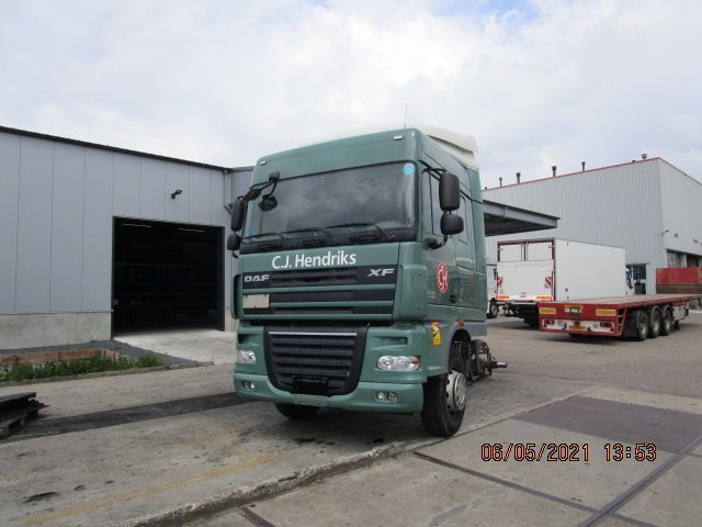 DAF XF 105 SPACE CABINE XF 105 EURO 5 - Kabin untuk Truk: gambar 1 DAF XF 105 SPACE CABINE XF 105 EURO 5 - Kabin untuk Truk: gambar 1