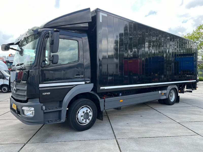Mercedes-Benz Atego 1218 - Truk box: gambar 1 Mercedes-Benz Atego 1218 - Truk box: gambar 1