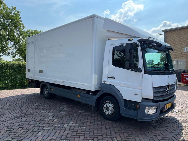 Mercedes-Benz Atego 916 - Truk box: gambar 1 Mercedes-Benz Atego 916 - Truk box: gambar 1