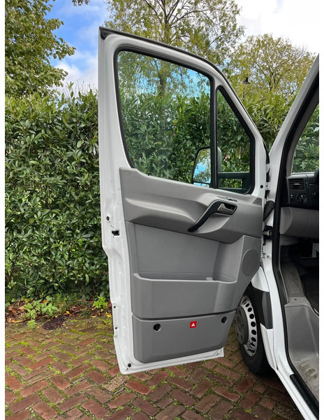 Van box, Van kombi Mercedes-Benz Sprinter 313 2.2 CDI: gambar 19 Van box, Van kombi Mercedes-Benz Sprinter 313 2.2 CDI: gambar 19