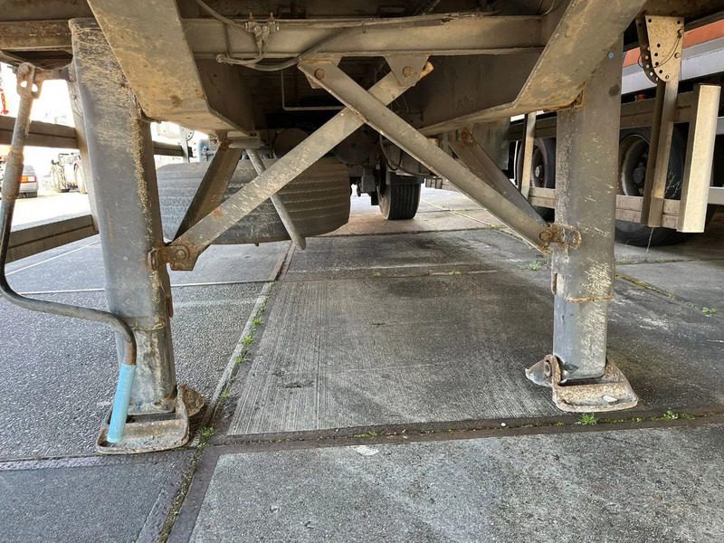 Semi-trailer kotak tertutup Netam-Fruehauf ONCRK 22110: gambar 14