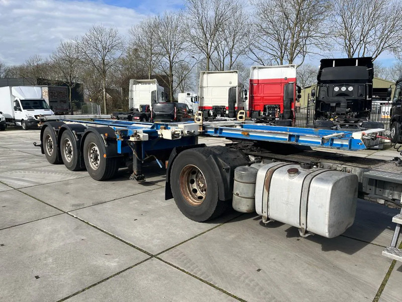 Renders-has O4/DA 08 EURO 800 CONTAINERCHASSIS - Semi-trailer pengangkut mobil: gambar 3 Renders-has O4/DA 08 EURO 800 CONTAINERCHASSIS - Semi-trailer pengangkut mobil: gambar 3