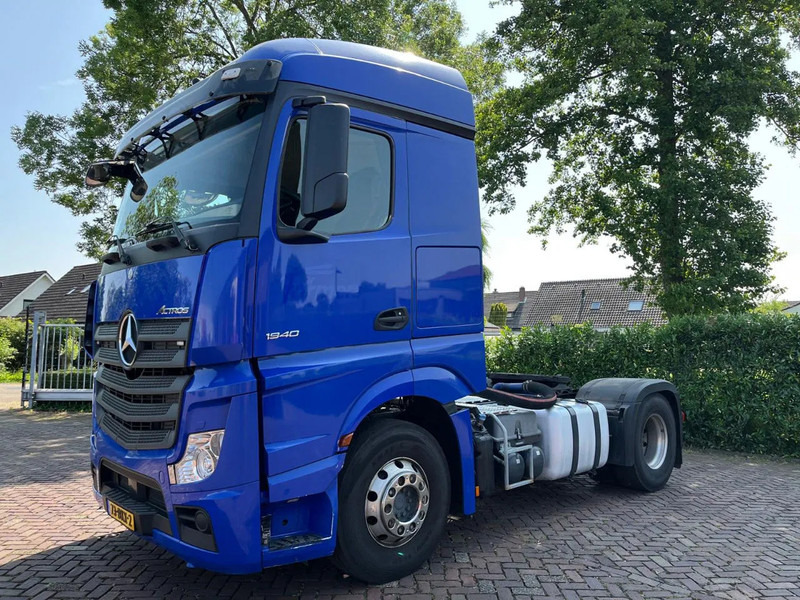 Mercedes-Benz Actros 1940 - Tractor head: gambar 1 Mercedes-Benz Actros 1940 - Tractor head: gambar 1