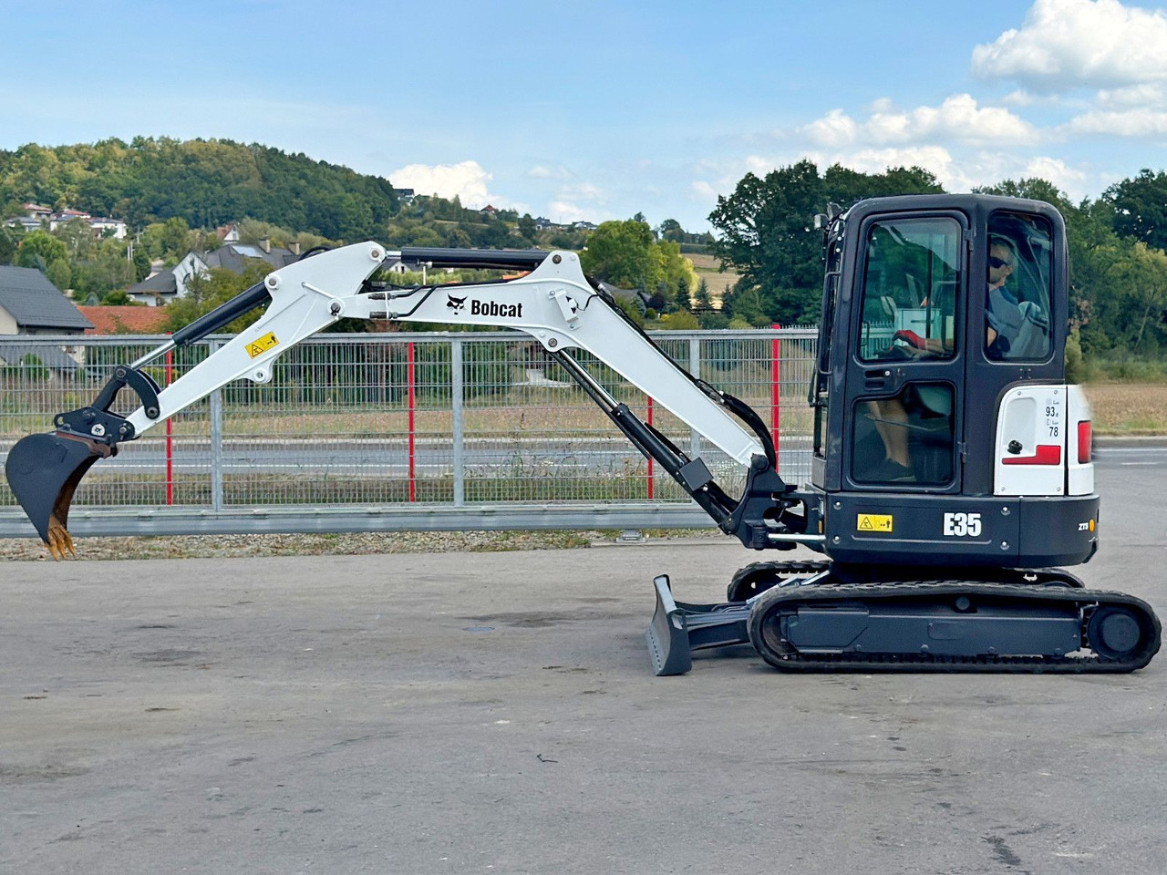 Bobcat E 35 * Raupenbagger * TOPZUSTAND - Bulldozer: gambar 4 Bobcat E 35 * Raupenbagger * TOPZUSTAND - Bulldozer: gambar 4