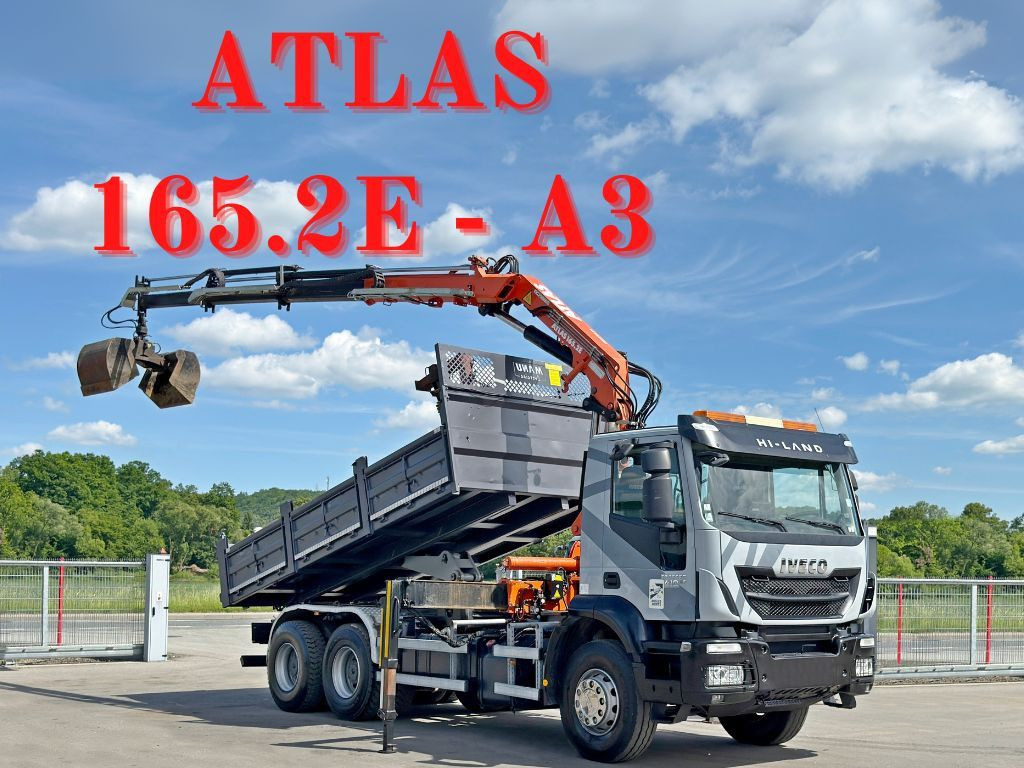 Iveco TRAKKER 410*Kipper 5,20m*ATLAS 165.2E * FUNK/6x4 Iveco TRAKKER 410*Kipper 5,20m*ATLAS 165.2E * FUNK/6x4 - Truk jungkit, Truk derek: gambar 1 Iveco TRAKKER 410*Kipper 5,20m*ATLAS 165.2E * FUNK/6x4 Iveco TRAKKER 410*Kipper 5,20m*ATLAS 165.2E * FUNK/6x4 - Truk jungkit, Truk derek: gambar 1