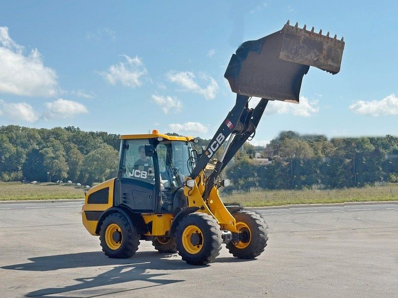 JCB 406 t4 * RADLADER * 4x4 * TOPZUSTAND - Wheel loader: gambar 2 JCB 406 t4 * RADLADER * 4x4 * TOPZUSTAND - Wheel loader: gambar 2