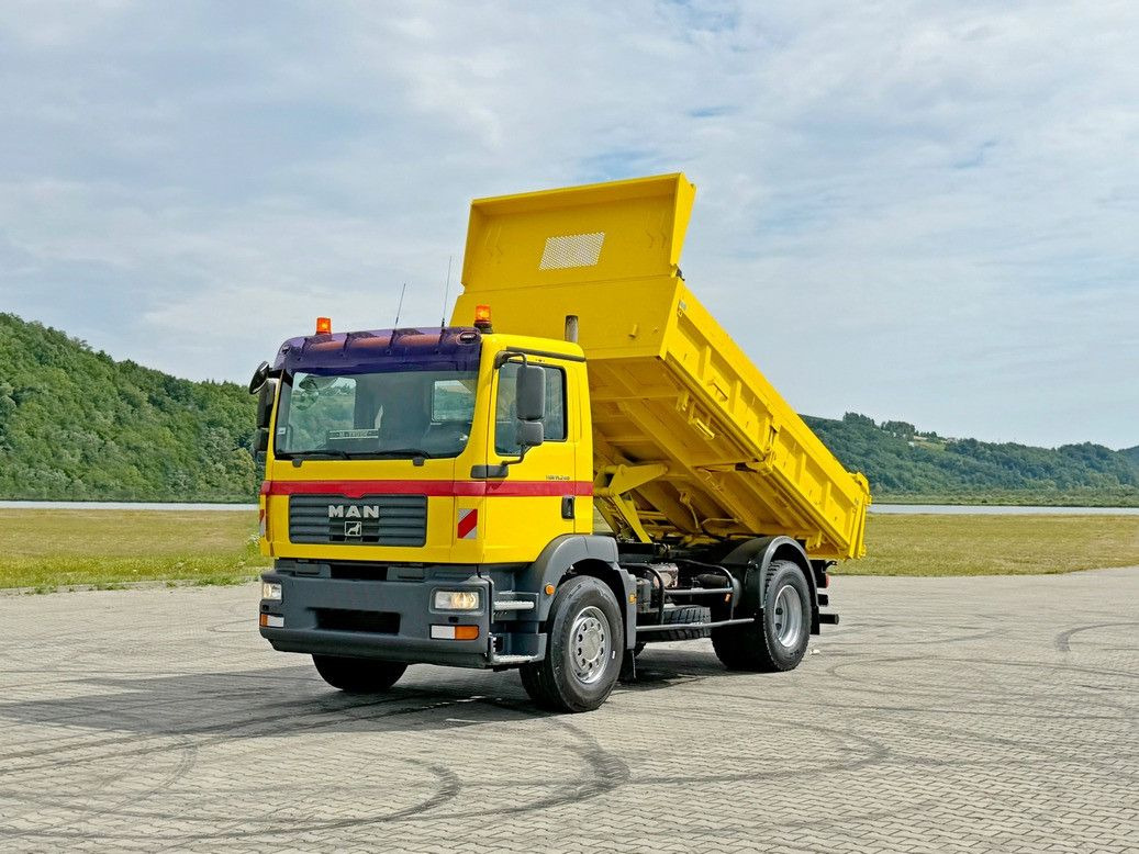 MAN TGM 15.240 * KIPPER 4,30 m + BORDMATIC - Truk jungkit, Truk derek: gambar 1 MAN TGM 15.240 * KIPPER 4,30 m + BORDMATIC - Truk jungkit, Truk derek: gambar 1