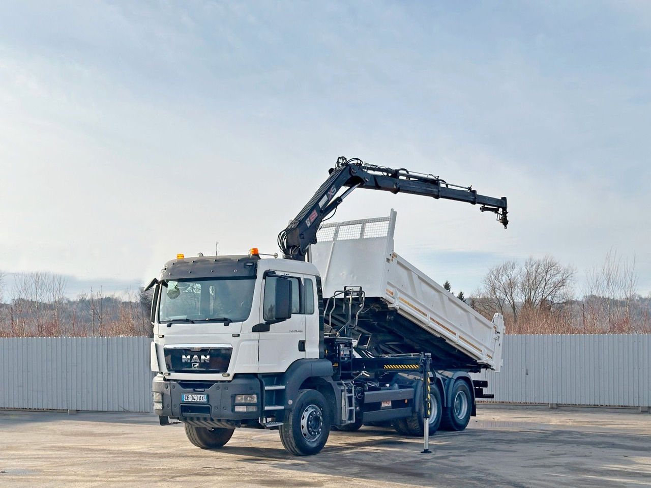 MAN TGS 26.400 * HIAB 144 B - 3 HIDUO + FUNK * 6x4 - Truk derek: gambar 2 MAN TGS 26.400 * HIAB 144 B - 3 HIDUO + FUNK * 6x4 - Truk derek: gambar 2