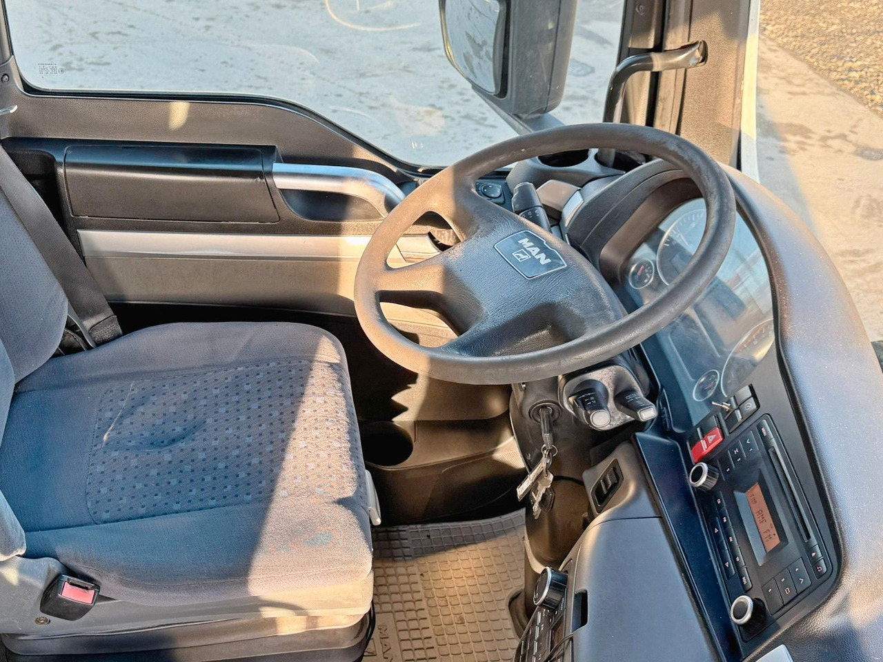 Mobil derek MAN TGS 26.400 * PALFINGER PK 21502 + FUNK*: gambar 12 Mobil derek MAN TGS 26.400 * PALFINGER PK 21502 + FUNK*: gambar 12