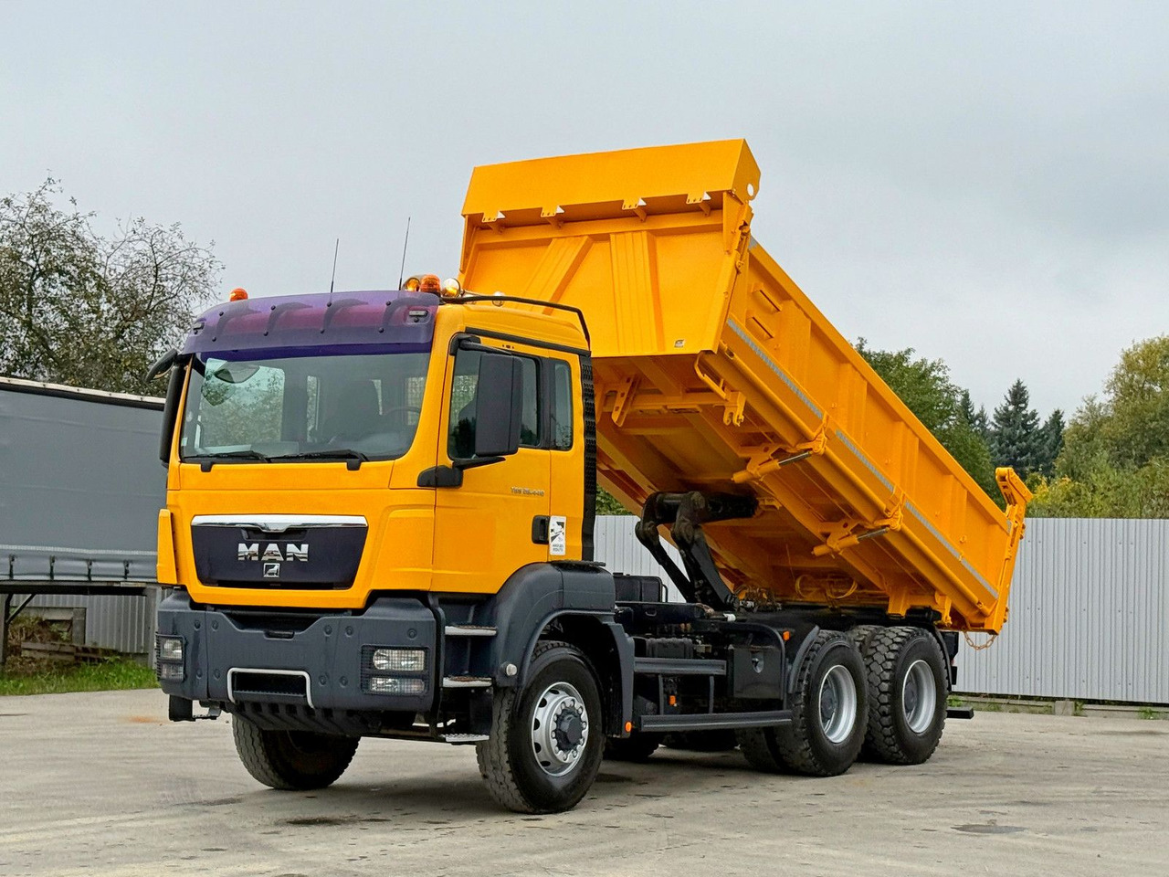 MAN TGS 26.440 * Kipper 5,20m+BORDMATIC * 6x6 * TOP - Truk jungkit, Truk derek: gambar 2 MAN TGS 26.440 * Kipper 5,20m+BORDMATIC * 6x6 * TOP - Truk jungkit, Truk derek: gambar 2