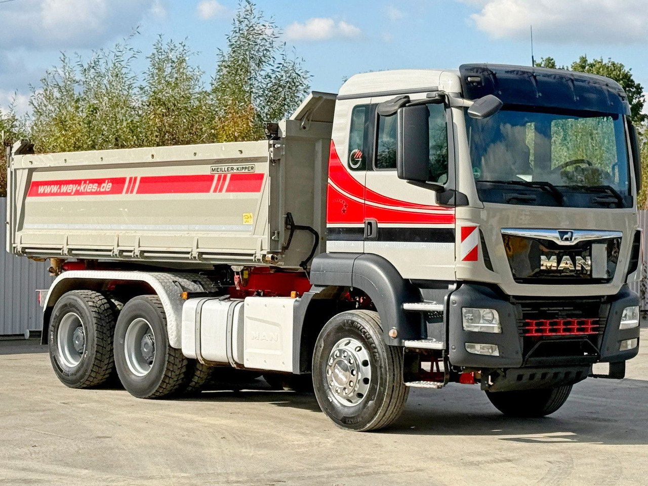 MAN TGS 26.460 * Kipper 4,90m+BORDMATIC * 6x4 * TOP - Truk jungkit, Truk derek: gambar 4 MAN TGS 26.460 * Kipper 4,90m+BORDMATIC * 6x4 * TOP - Truk jungkit, Truk derek: gambar 4