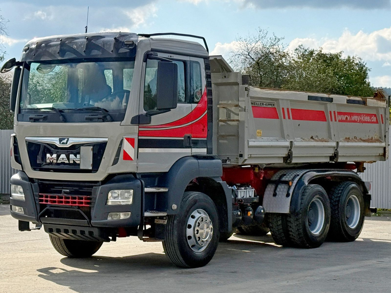 MAN TGS 26.460 * Kipper 4,90m+BORDMATIC * 6x4 * TOP - Truk jungkit, Truk derek: gambar 5 MAN TGS 26.460 * Kipper 4,90m+BORDMATIC * 6x4 * TOP - Truk jungkit, Truk derek: gambar 5