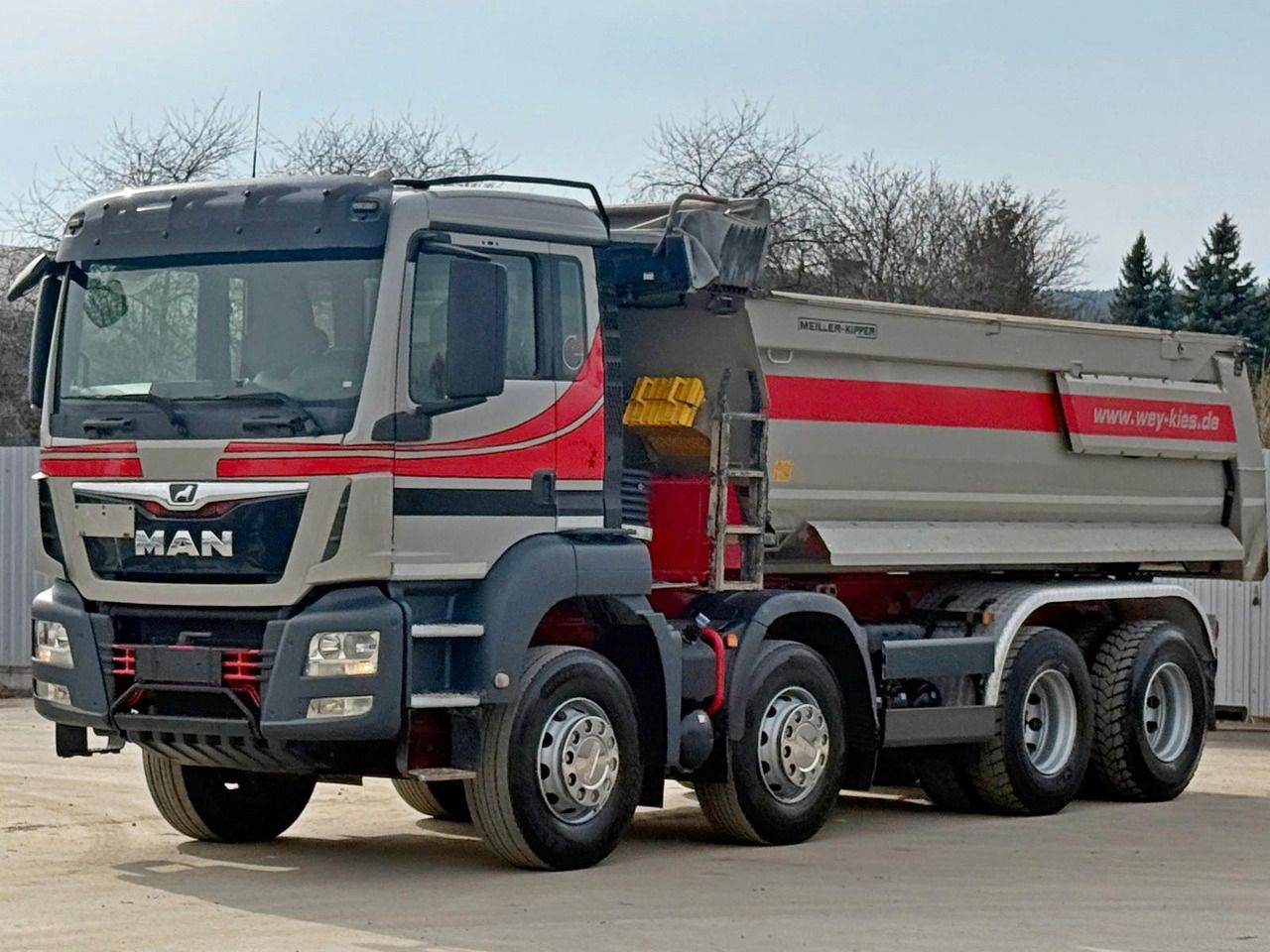 MAN TGS 35.460 * Kipper * 8x4 * TOPZUSTAND - Truk jungkit, Truk derek: gambar 2 MAN TGS 35.460 * Kipper * 8x4 * TOPZUSTAND - Truk jungkit, Truk derek: gambar 2