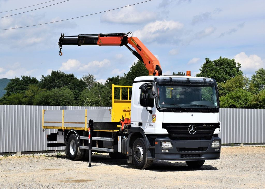 Mercedes-Benz ACTROS 1832 PRITSCHE 6,70m * PK 15500*TOPZUSTAND - Truk derek: gambar 1 Mercedes-Benz ACTROS 1832 PRITSCHE 6,70m * PK 15500*TOPZUSTAND - Truk derek: gambar 1