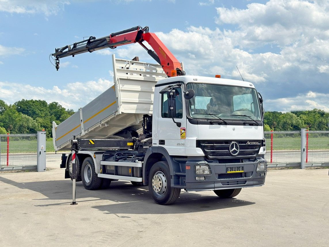 Mercedes-Benz ACTROS 2536* KIPPER 5,30m * PK 15500 + FUNK* TOP - Truk jungkit, Truk derek: gambar 2 Mercedes-Benz ACTROS 2536* KIPPER 5,30m * PK 15500 + FUNK* TOP - Truk jungkit, Truk derek: gambar 2