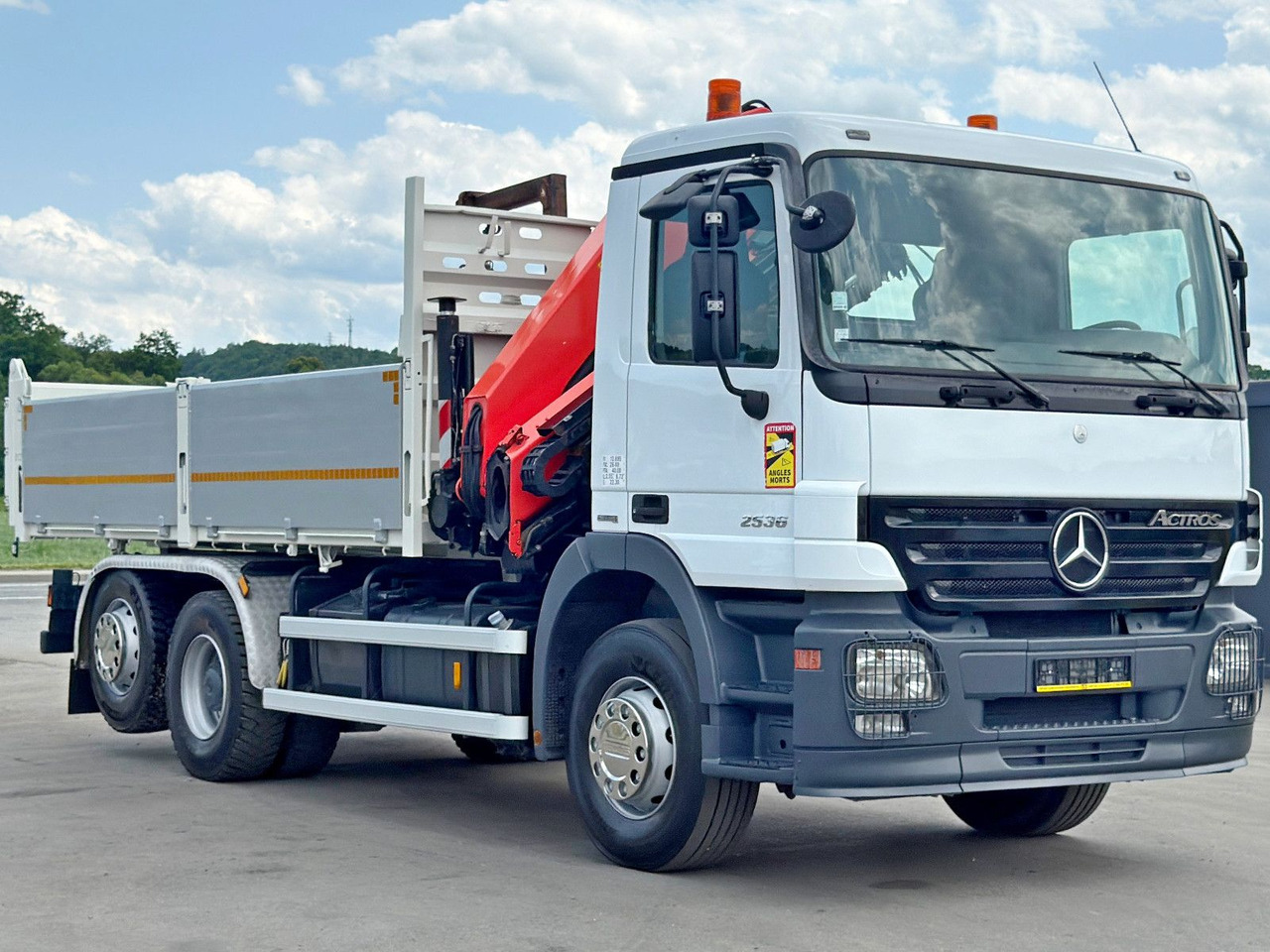 Mercedes-Benz ACTROS 2536* KIPPER 5,30m * PK 15500 + FUNK* TOP - Truk jungkit, Truk derek: gambar 4 Mercedes-Benz ACTROS 2536* KIPPER 5,30m * PK 15500 + FUNK* TOP - Truk jungkit, Truk derek: gambar 4