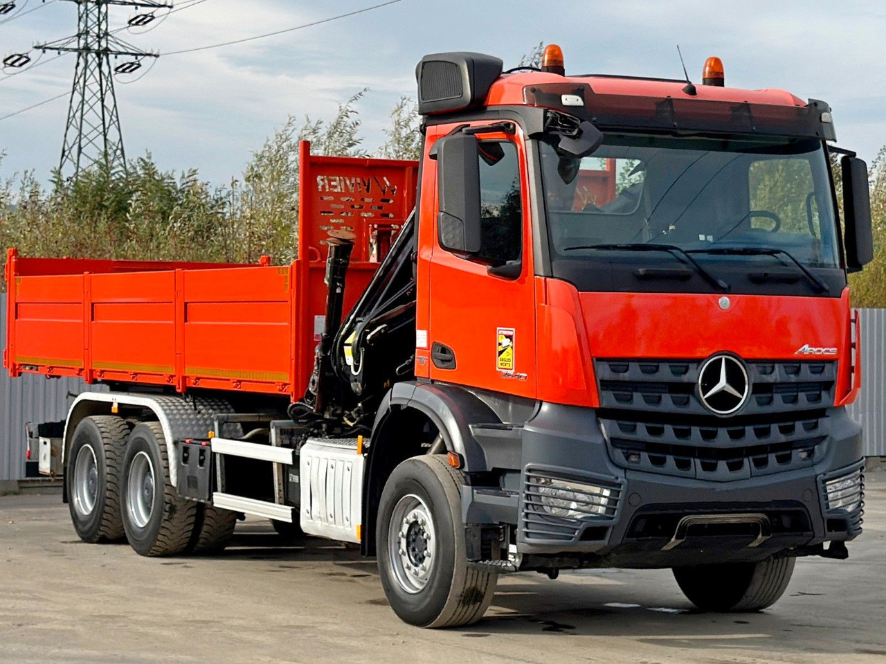 Mercedes-Benz AROCS 2640 *HIAB 144 BS - 3/FUNK + * 6x4 - Truk derek: gambar 3 Mercedes-Benz AROCS 2640 *HIAB 144 BS - 3/FUNK + * 6x4 - Truk derek: gambar 3