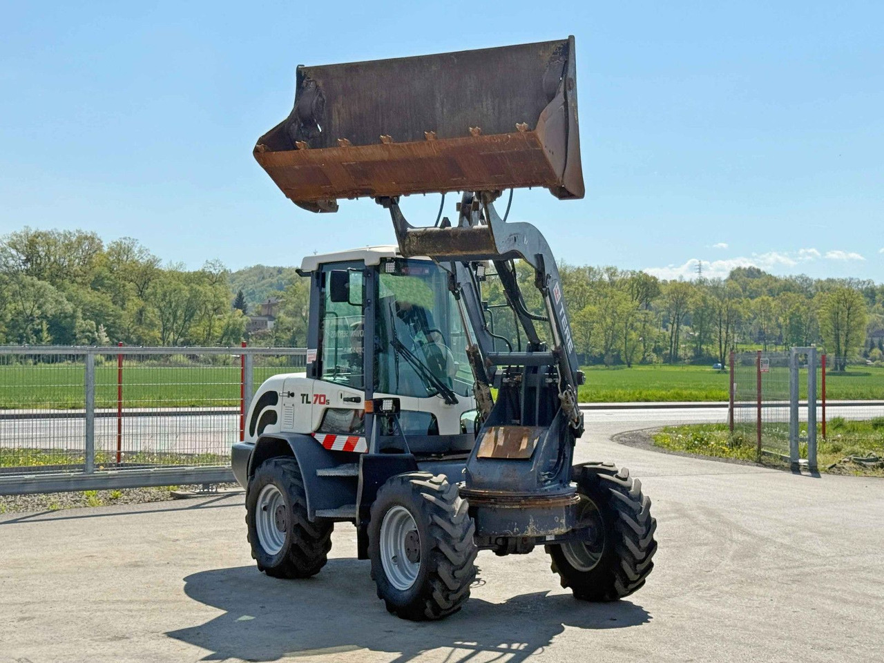 Neuson WACKER WL 50 * TOPZUSTAND Terex TL 70 s * RADLADER * 4x4 * TOPZUSTAND - Wheel loader: gambar 4 Neuson WACKER WL 50 * TOPZUSTAND Terex TL 70 s * RADLADER * 4x4 * TOPZUSTAND - Wheel loader: gambar 4