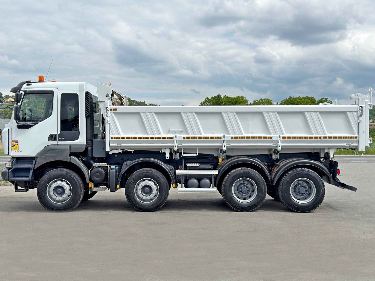 Renault KERAX 430 DXI * KIPPER 6,00 m / 8x4 * TOP - Truk jungkit, Truk derek: gambar 5 Renault KERAX 430 DXI * KIPPER 6,00 m / 8x4 * TOP - Truk jungkit, Truk derek: gambar 5