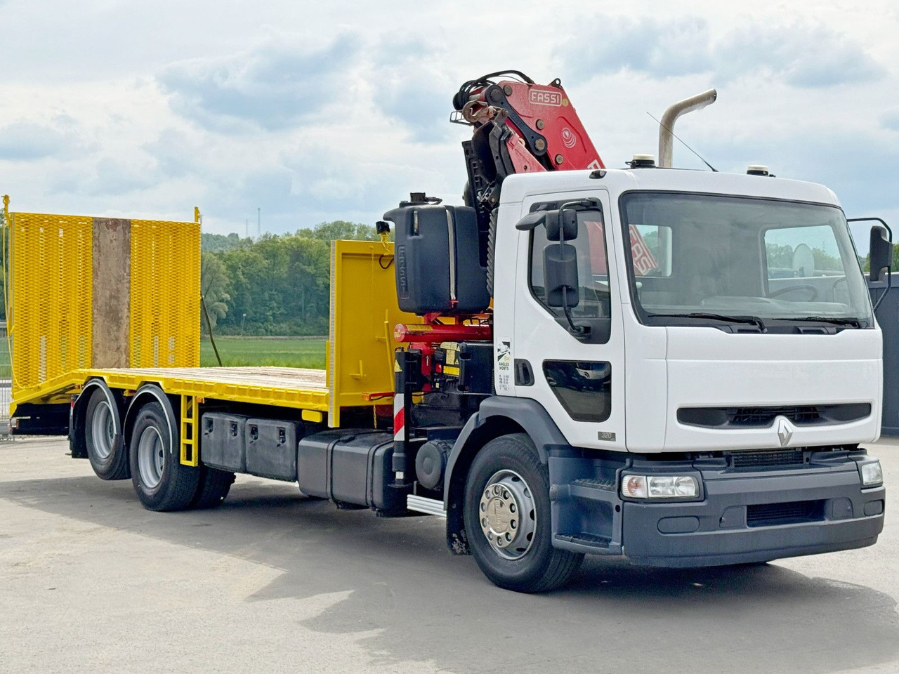 Renault PREMIUM 320 * FASSI F240B.22 + FUNK* TOP - Mobil derek: gambar 3 Renault PREMIUM 320 * FASSI F240B.22 + FUNK* TOP - Mobil derek: gambar 3