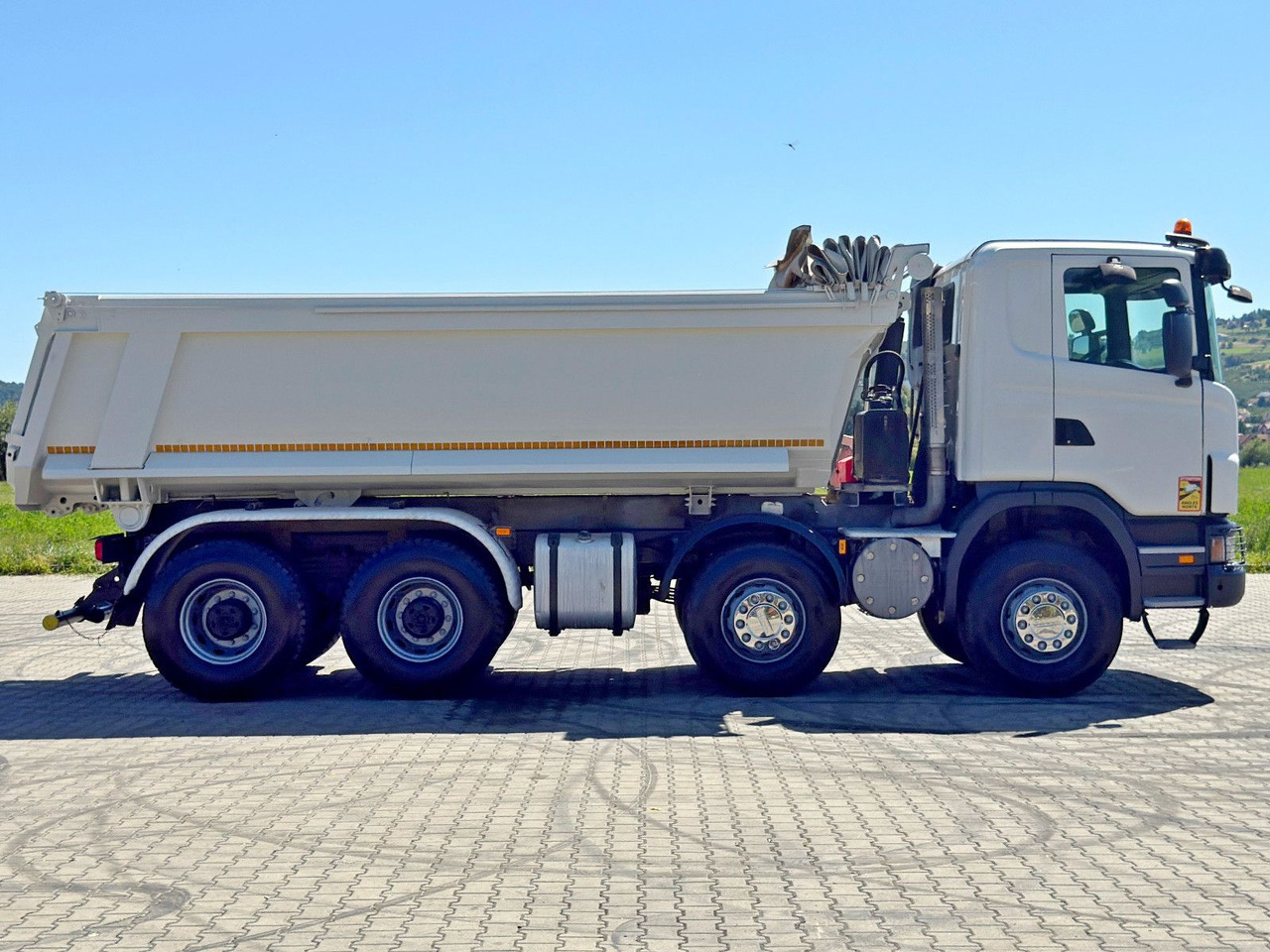 Scania G 420 * KIPPER * 8x4 * TOPZUSTAND - Truk jungkit: gambar 5 Scania G 420 * KIPPER * 8x4 * TOPZUSTAND - Truk jungkit: gambar 5