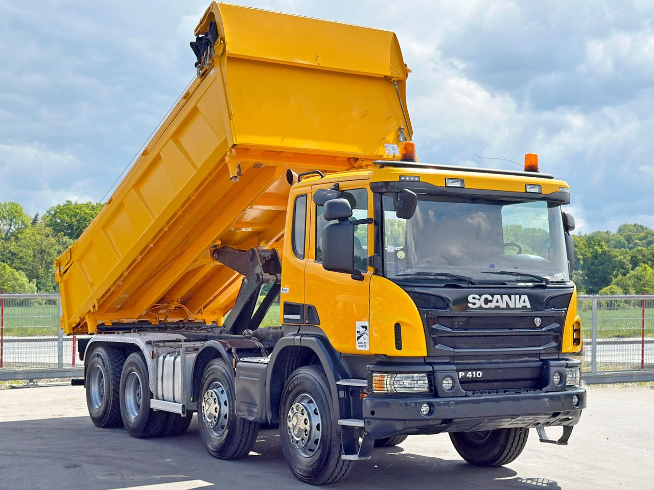 Scania P 410 Kipper 6,00m * 8x4 * TOPZUSTAND ! Scania P 410 Kipper 6,00m * 8x4 * TOPZUSTAND ! - Truk jungkit: gambar 4 Scania P 410 Kipper 6,00m * 8x4 * TOPZUSTAND ! Scania P 410 Kipper 6,00m * 8x4 * TOPZUSTAND ! - Truk jungkit: gambar 4