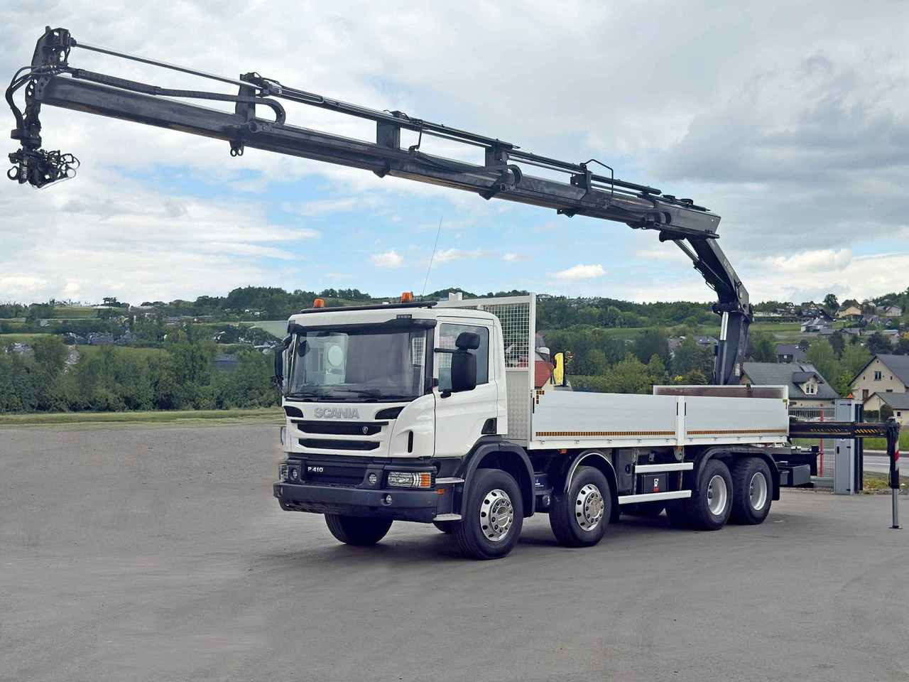 Scania P 410*PLATFORM 7,00m*HIAB 244 E-5 HIPRO+FUNK/8x4 Scania P 410*PRITSCHE 7,00m*HIAB 244 E-5 HIPRO+FUNK/8x4 - Truk derek, Truk flatbed: gambar 2 Scania P 410*PLATFORM 7,00m*HIAB 244 E-5 HIPRO+FUNK/8x4 Scania P 410*PRITSCHE 7,00m*HIAB 244 E-5 HIPRO+FUNK/8x4 - Truk derek, Truk flatbed: gambar 2
