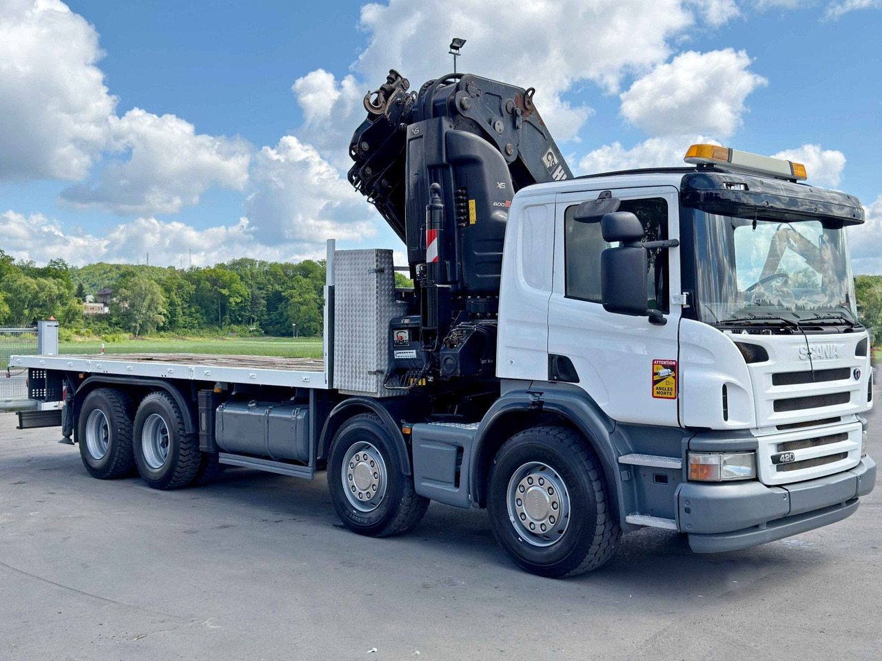 Scania P 420* PLATFORM 6,80m * HIAB 600 EP-5/FUNK * 8x4 - Truk derek: gambar 3 Scania P 420* PLATFORM 6,80m * HIAB 600 EP-5/FUNK * 8x4 - Truk derek: gambar 3