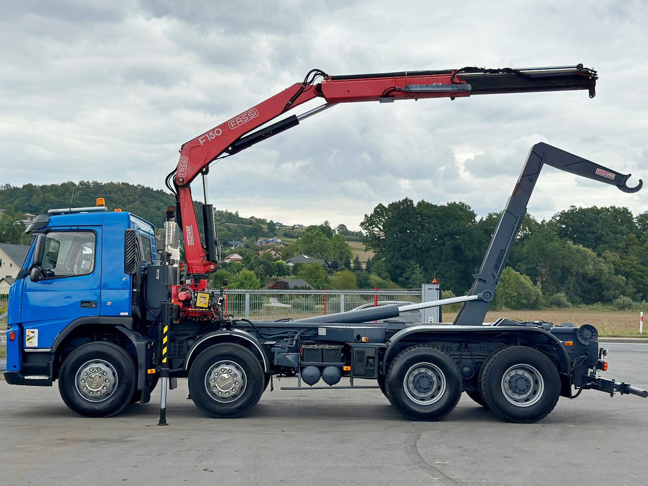Volvo FM 12.420 * FASSI F150A.21 * 8x4 * TOP - Hook lift, Truk derek: gambar 5 Volvo FM 12.420 * FASSI F150A.21 * 8x4 * TOP - Hook lift, Truk derek: gambar 5