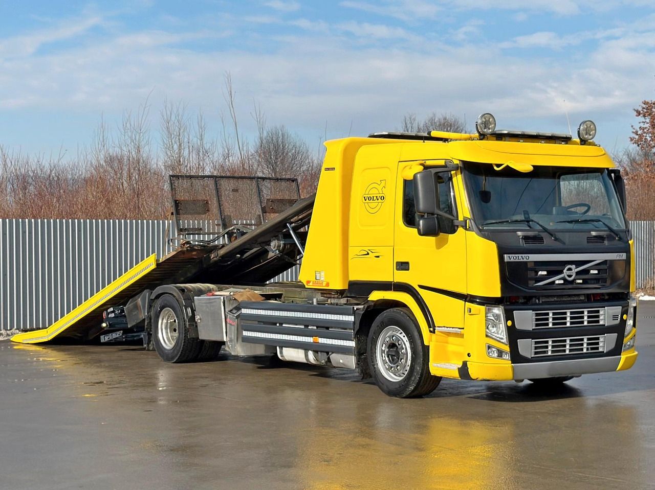 Volvo FM 330 * ABSCHLEPPWAGEN 6,00 m * TOPZUSTAND - Mobil derek: gambar 1 Volvo FM 330 * ABSCHLEPPWAGEN 6,00 m * TOPZUSTAND - Mobil derek: gambar 1