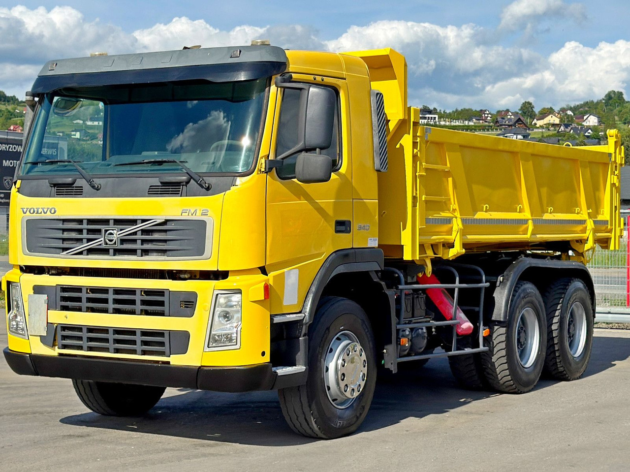 Volvo FM 370 Kipper 6,20 m + BORDMATIC / 8x4 Volvo FM 12 340 Kipper 5,05 m + BORDMATIC / 6x4 - Truk jungkit, Truk derek: gambar 5 Volvo FM 370 Kipper 6,20 m + BORDMATIC / 8x4 Volvo FM 12 340 Kipper 5,05 m + BORDMATIC / 6x4 - Truk jungkit, Truk derek: gambar 5