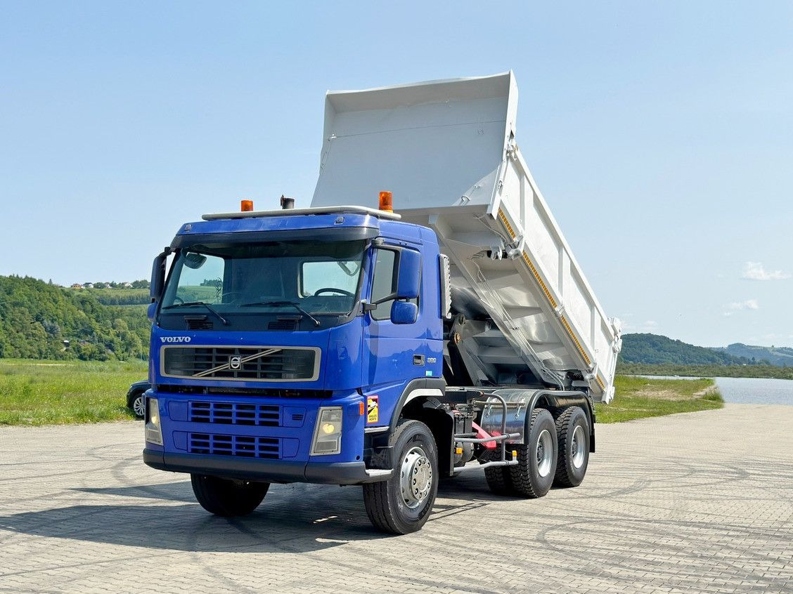 Volvo FM 380 Kipper 5,20 m + BORDMATIC / 6x4 - Truk jungkit, Truk derek: gambar 2 Volvo FM 380 Kipper 5,20 m + BORDMATIC / 6x4 - Truk jungkit, Truk derek: gambar 2