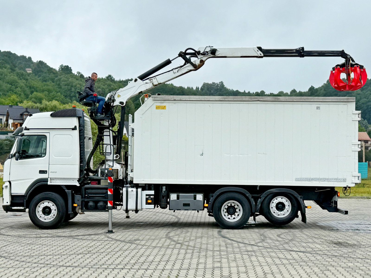 Volvo FM 420 Kipper 6,20 m * EPSILON Q150L75 *TOP - Hook lift, Truk derek: gambar 5 Volvo FM 420 Kipper 6,20 m * EPSILON Q150L75 *TOP - Hook lift, Truk derek: gambar 5