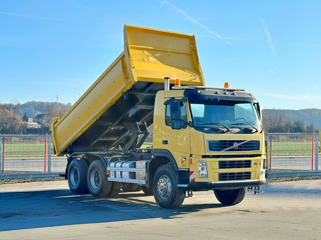 Volvo FM 440 Kipper 5,20 m *BORDMATIC *6x4 *TOPZUSTAND - Truk jungkit: gambar 1 Volvo FM 440 Kipper 5,20 m *BORDMATIC *6x4 *TOPZUSTAND - Truk jungkit: gambar 1
