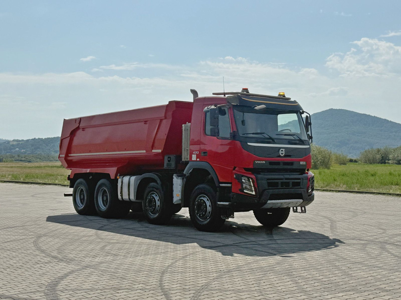 Volvo FMX 420 Kipper * TOPZUSTAND / 8x4 ! - Truk jungkit: gambar 2 Volvo FMX 420 Kipper * TOPZUSTAND / 8x4 ! - Truk jungkit: gambar 2