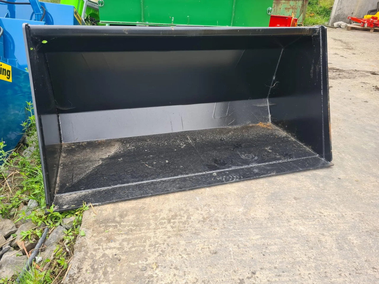 5ft Heavy Duty Rossmore Bucket - Ember loader: gambar 4 5ft Heavy Duty Rossmore Bucket - Ember loader: gambar 4