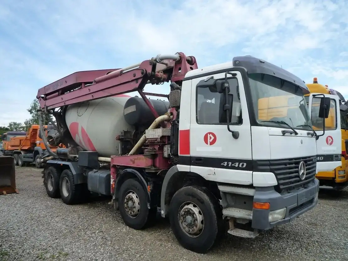 Mercedes-Benz Actros 4141 - Truk pompa mixer: gambar 2 Mercedes-Benz Actros 4141 - Truk pompa mixer: gambar 2