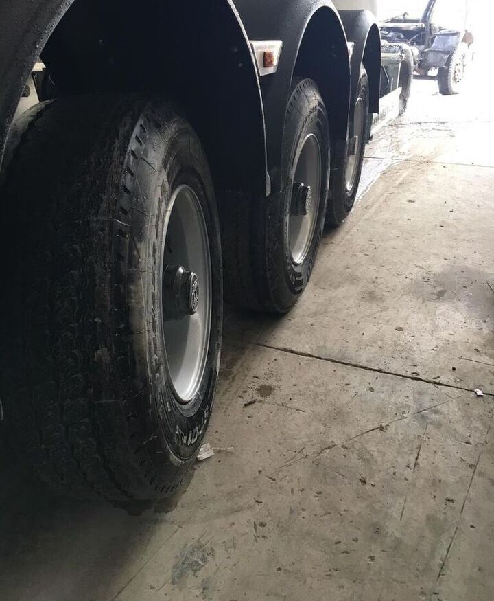 Semi-trailer tangki untuk pengangkutan semen baru LIDER 2022 year new Slurry Tanker Farmer Agriculture Field Tanker: gambar 15