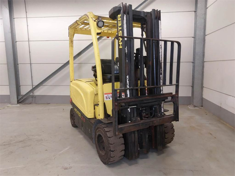 Hyster J2.5XN-717 - Forklift listrik: gambar 3 Hyster J2.5XN-717 - Forklift listrik: gambar 3