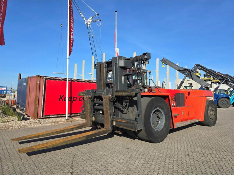 Kalmar DCE330 RoRo - Forklift diesel: gambar 4 Kalmar DCE330 RoRo - Forklift diesel: gambar 4